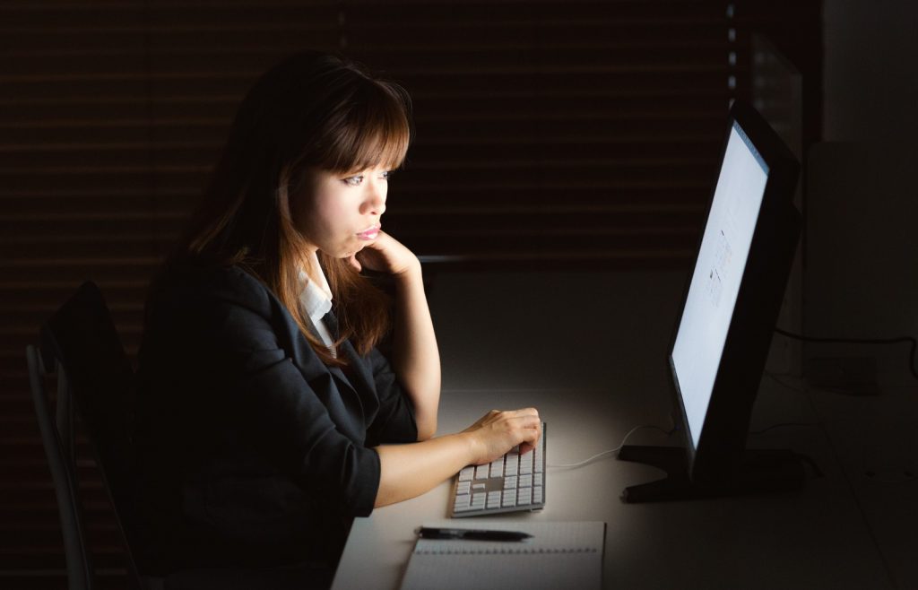 就活に役立つ?「口コミサイト」「評判サイト」を分析
