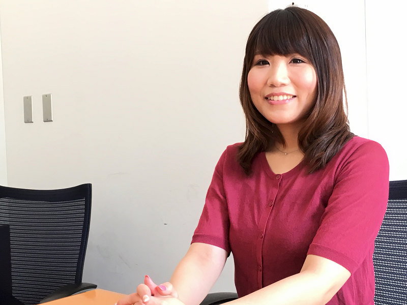 EPARK歯科に2015年9月に入社したメディア・企画部の岡田様